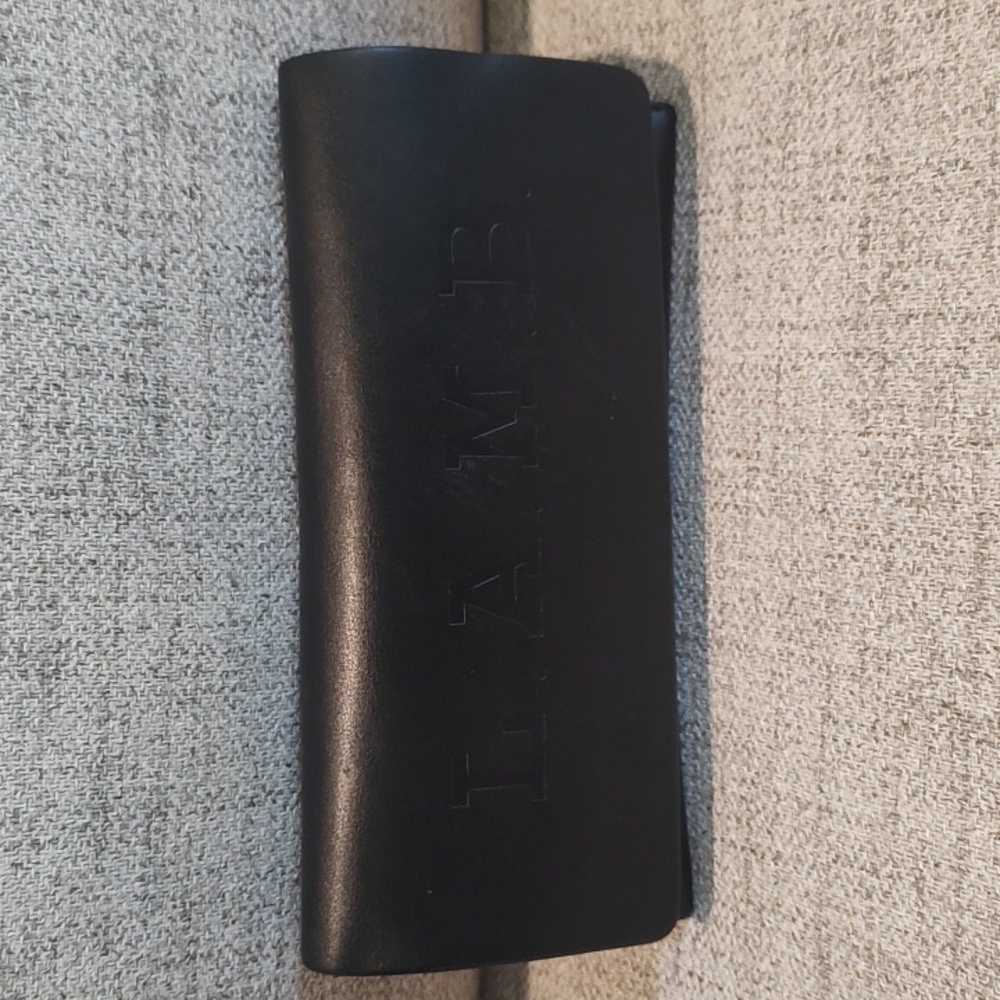 L.A.M.B. Semi-soft Black 🖤 eyeglass sunglass case ONLY